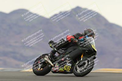 media/Jan-14-2023-SoCal Trackdays (Sat) [[497694156f]]/Turn 9 Set 2 (1130am)/